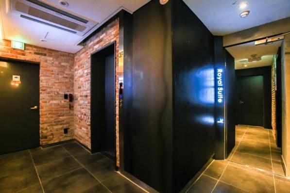 Hotel 2.4 Seoul Bagian luar foto