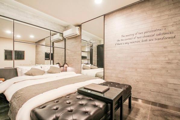 Hotel 2.4 Seoul Ruang foto