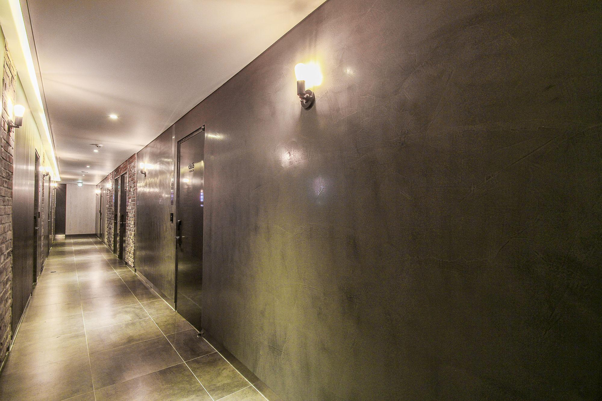 Hotel 2.4 Seoul Bagian luar foto