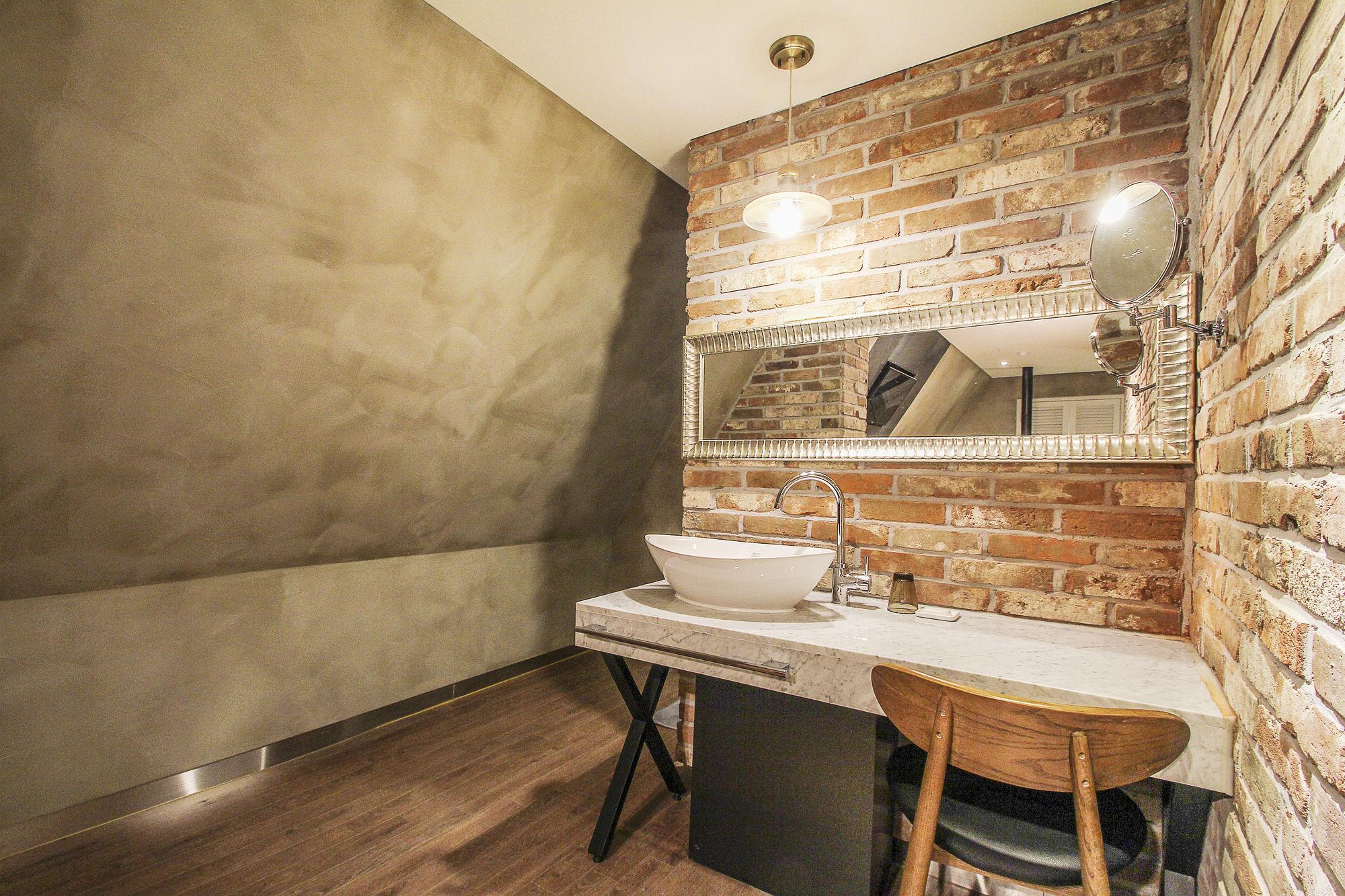 Hotel 2.4 Seoul Bagian luar foto