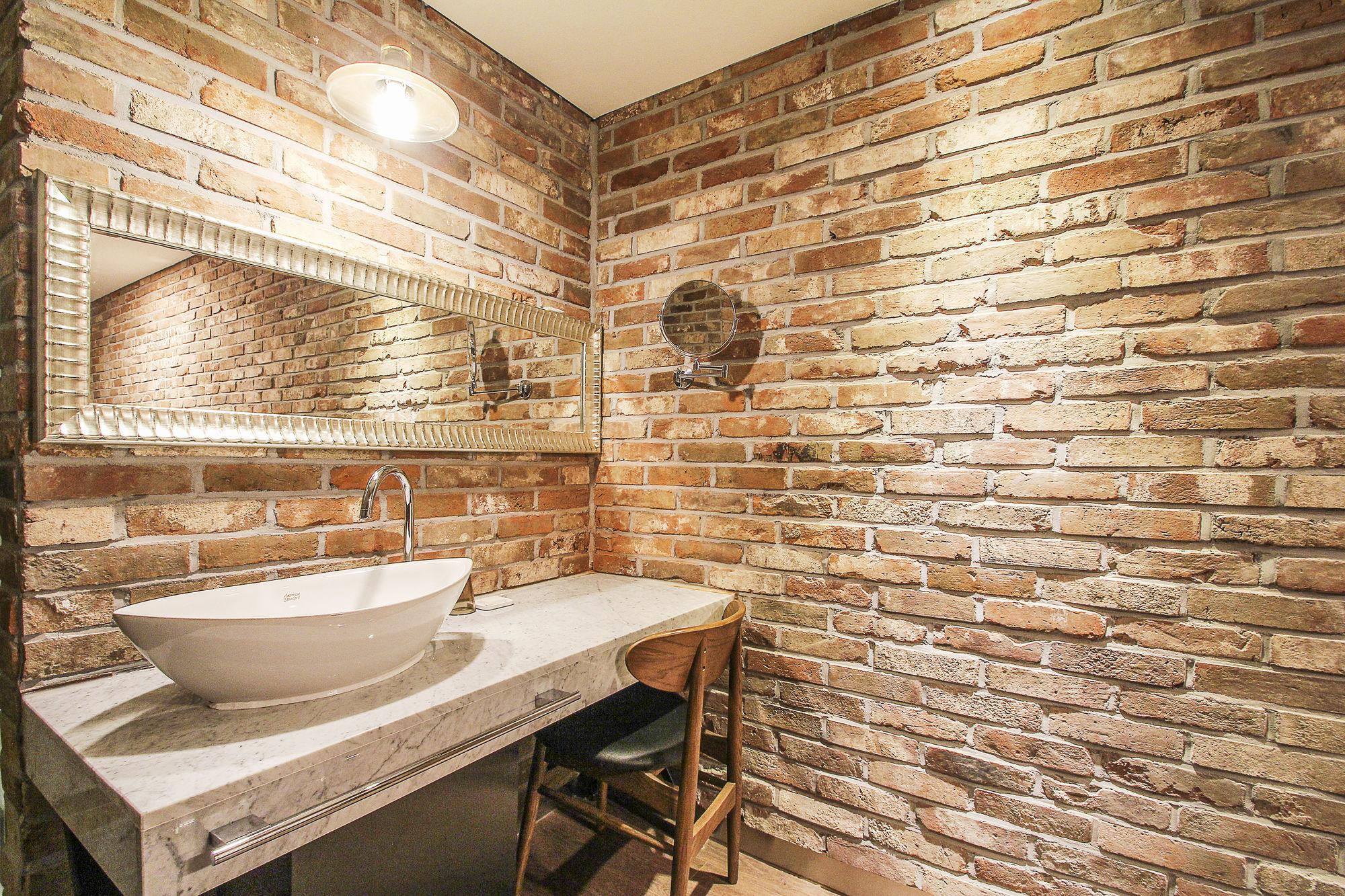 Hotel 2.4 Seoul Bagian luar foto