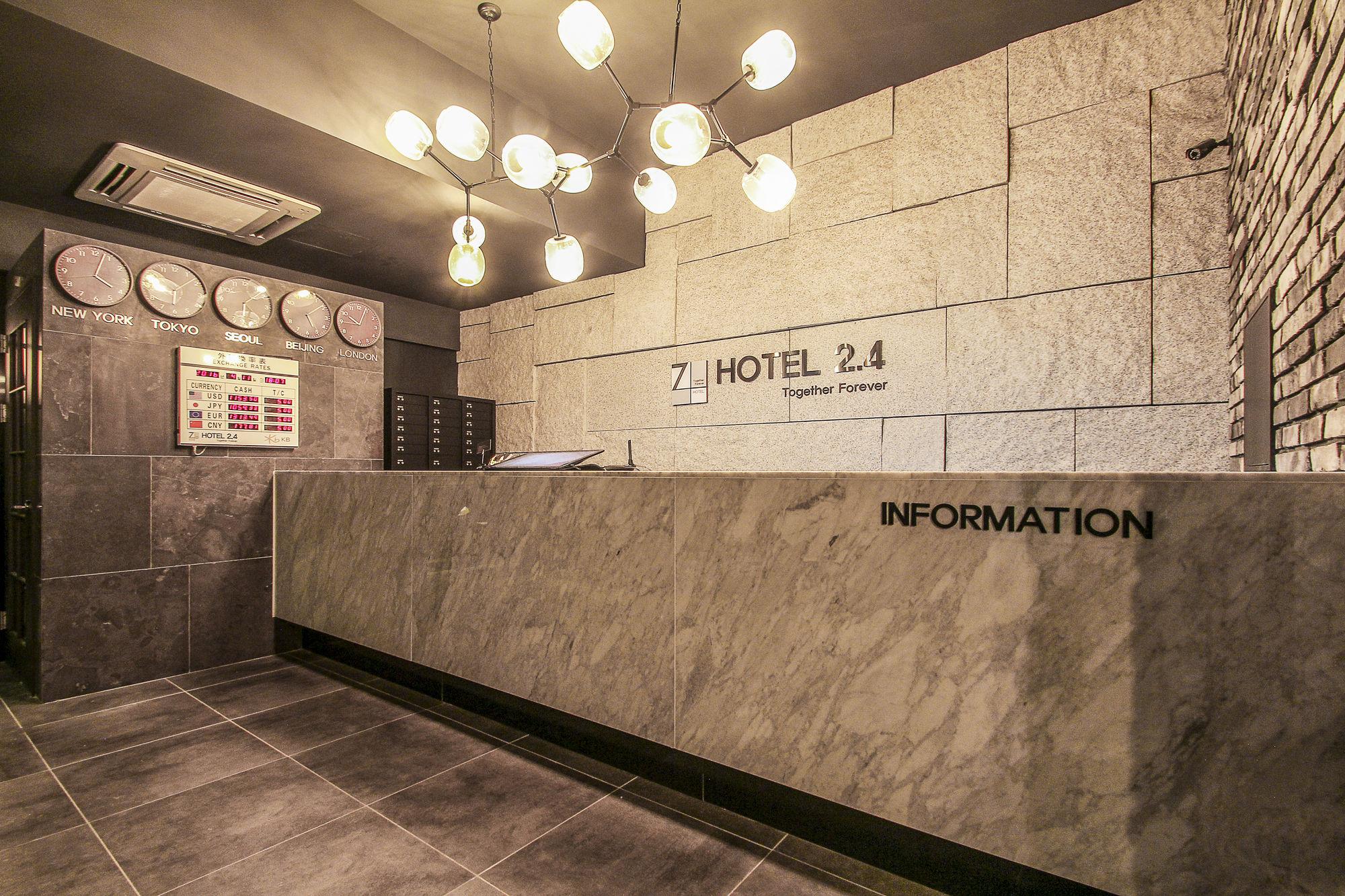 Hotel 2.4 Seoul Bagian luar foto