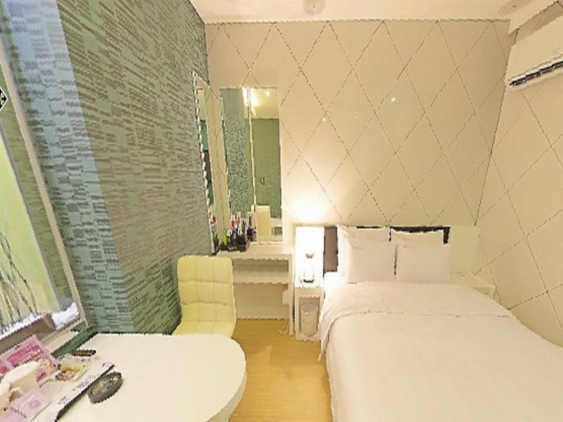 Hotel 2.4 Seoul Bagian luar foto