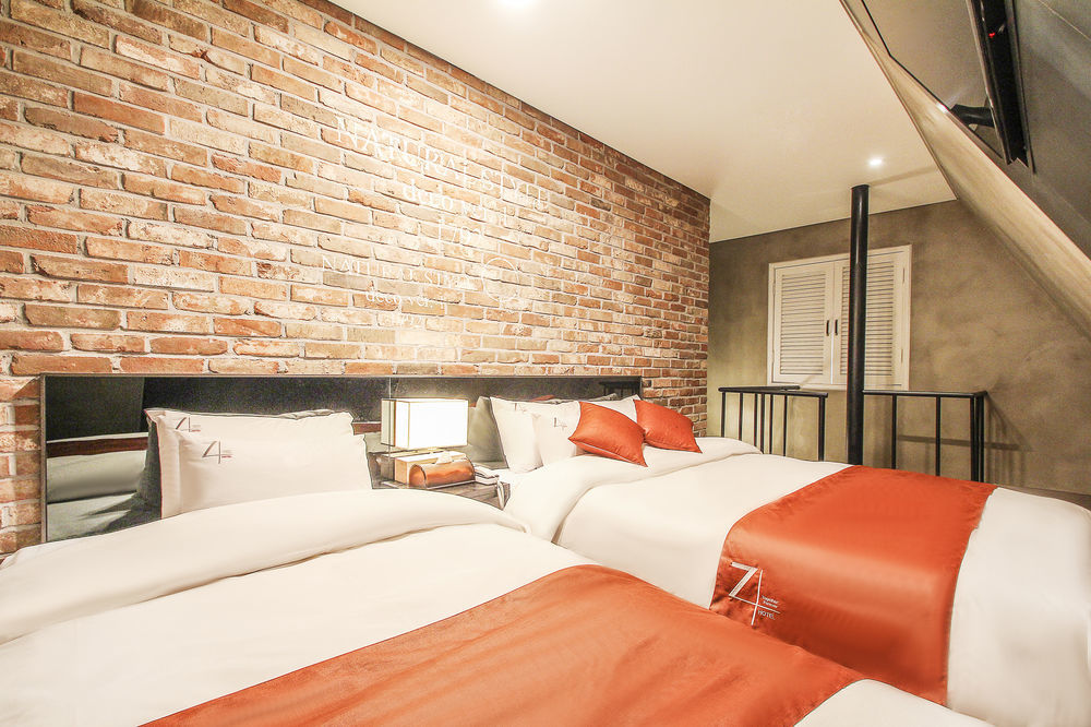 Hotel 2.4 Seoul Bagian luar foto